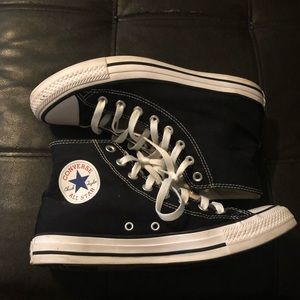Black High Top Converse Women’s 9.5/ Men’s 7.5